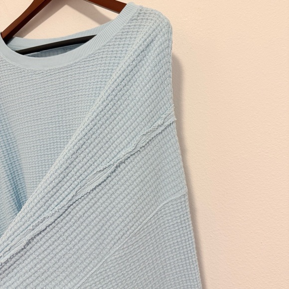 American Eagle Big Hug Oversized Waffle Sweatshirt Blue Size Large - Picture 5 of 9